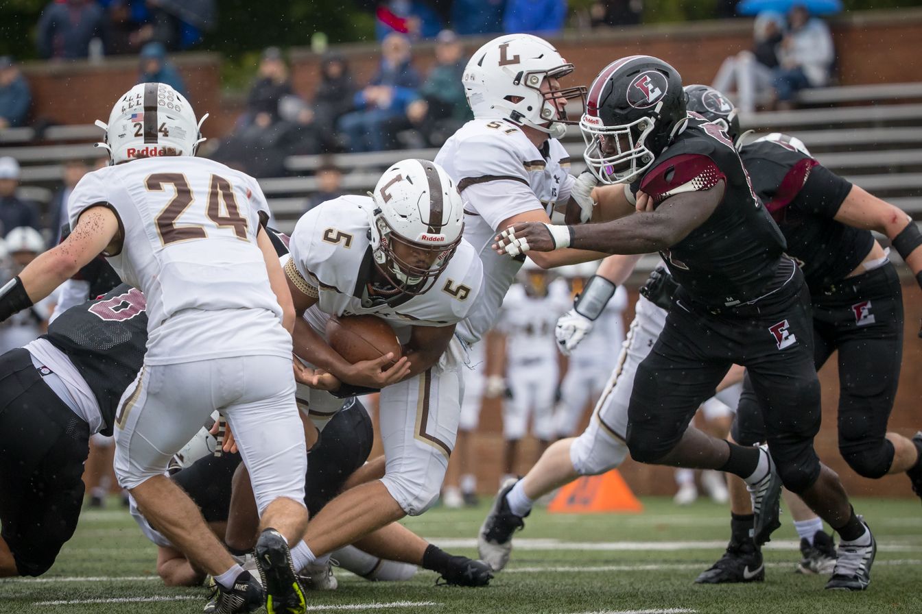Landon opens IAC play with 21-14 win over Episcopal
